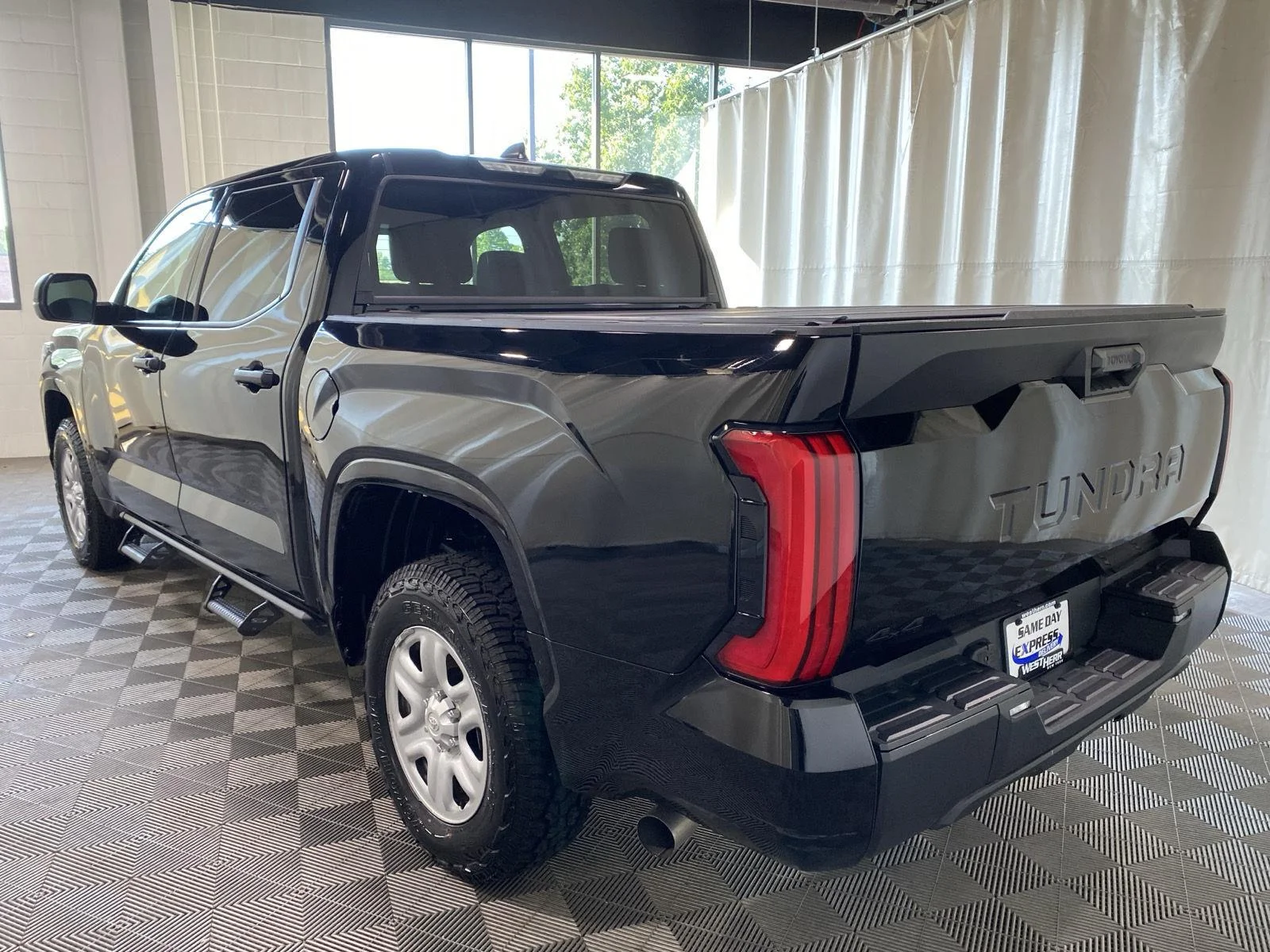 Used 2025 Midnight Black Metallic Toyota SR image 10