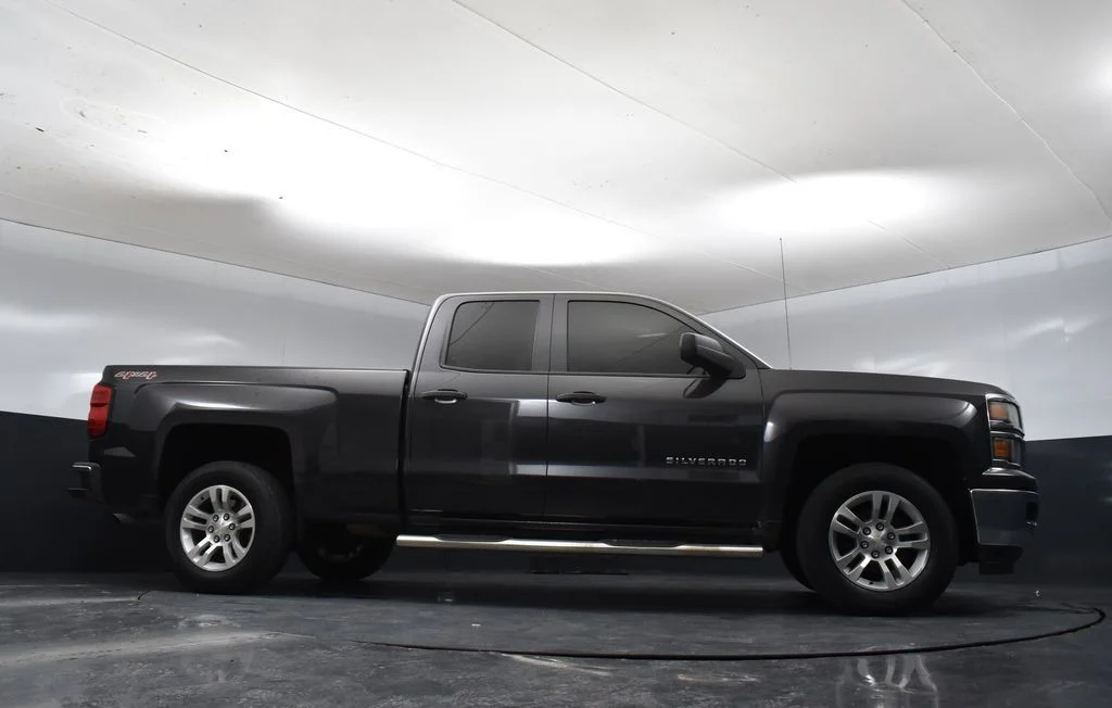 Used 2014 Gray Chevrolet LT image 11