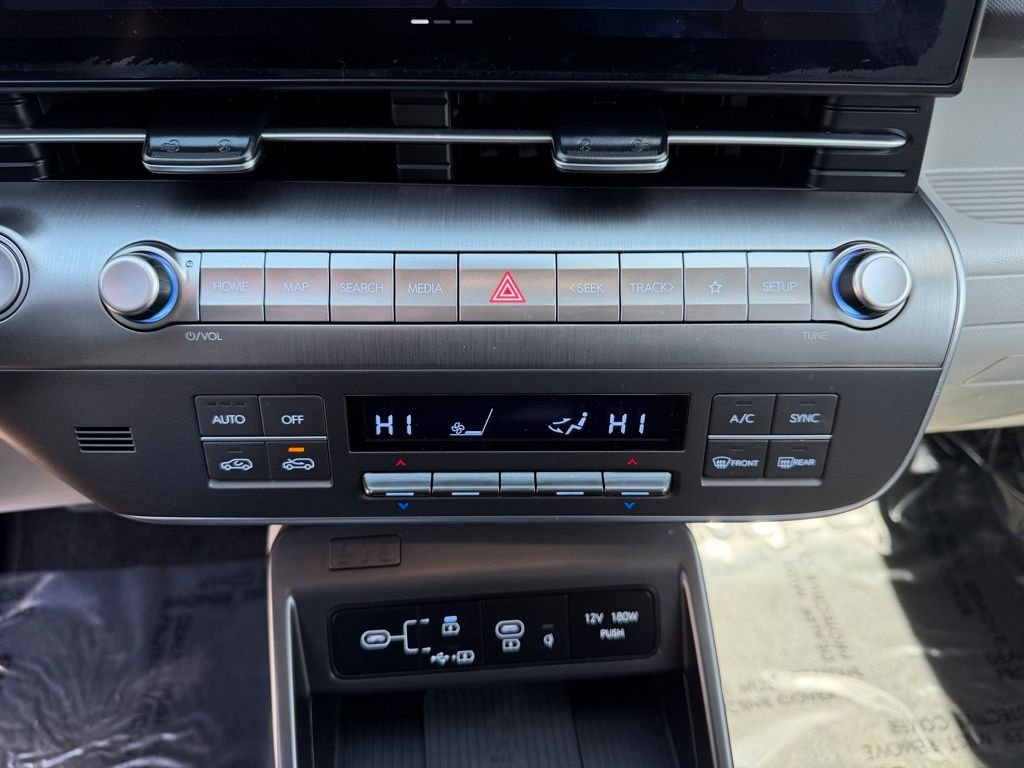 Used 2025 Denim Blue Pearl Hyundai SEL Convenience image 23