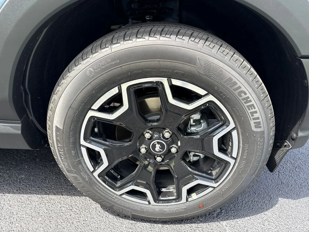 New 2026 Gray Ford Outer Banks image 11