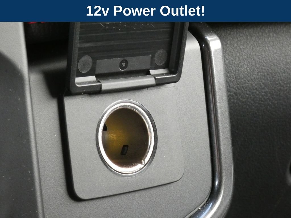 Used 2023 White Ford Limited image 28
