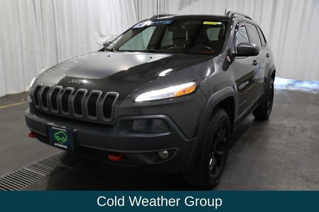 Certified Used 2016 Gray Jeep Trailhawk image 6