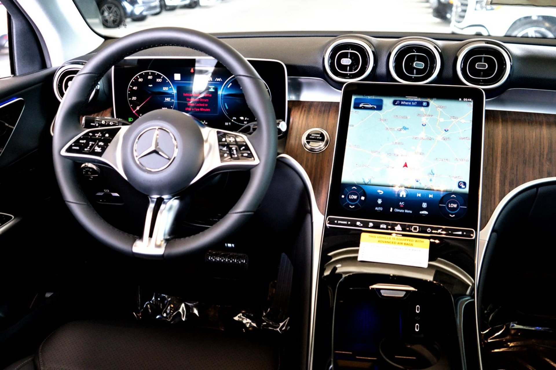 2025 Mercedes-Benz GLC Base - Photo 48