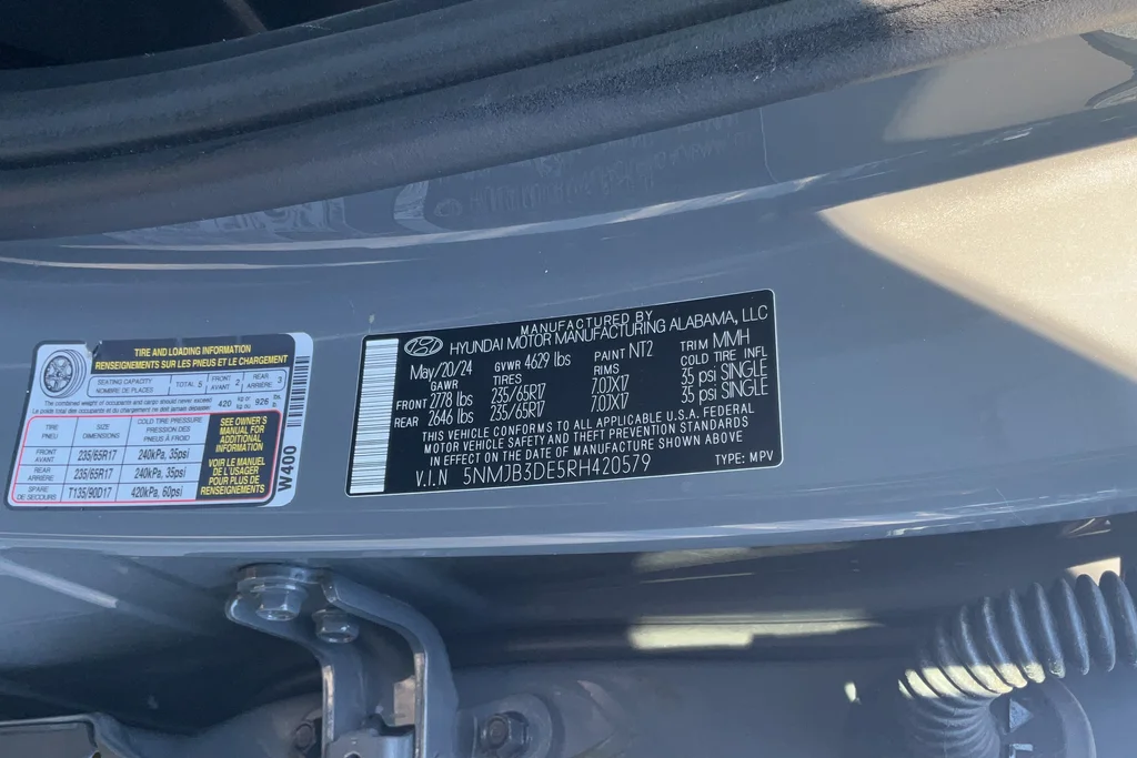 Used 2024 Gray Hyundai SEL image 25