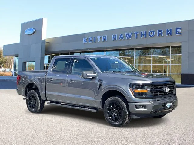 New 2026 Carbonized Gray Metallic Ford XLT image 1