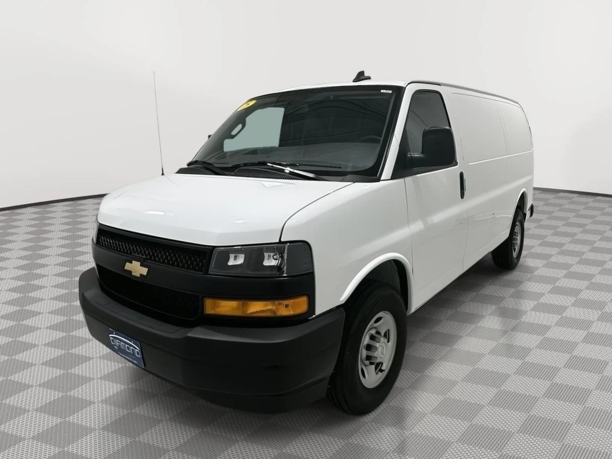 2025 Chevrolet Express Cargo