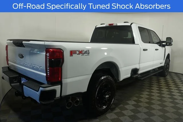 New 2026 Oxford White Ford F-250® XL image 17