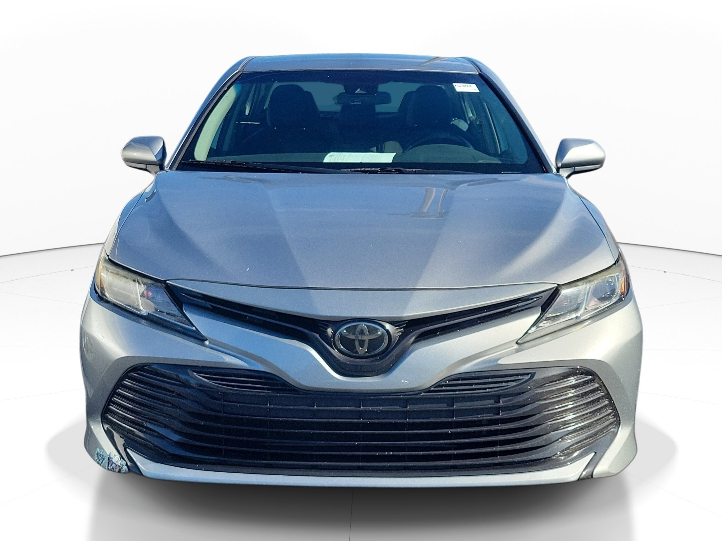 Used 2019  Toyota LE image 1