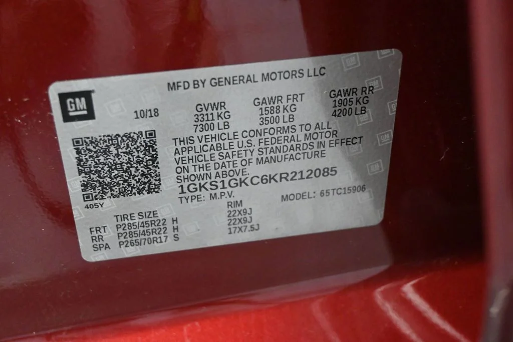 Used 2019 Crimson Red Tintcoat GMC SLT image 17