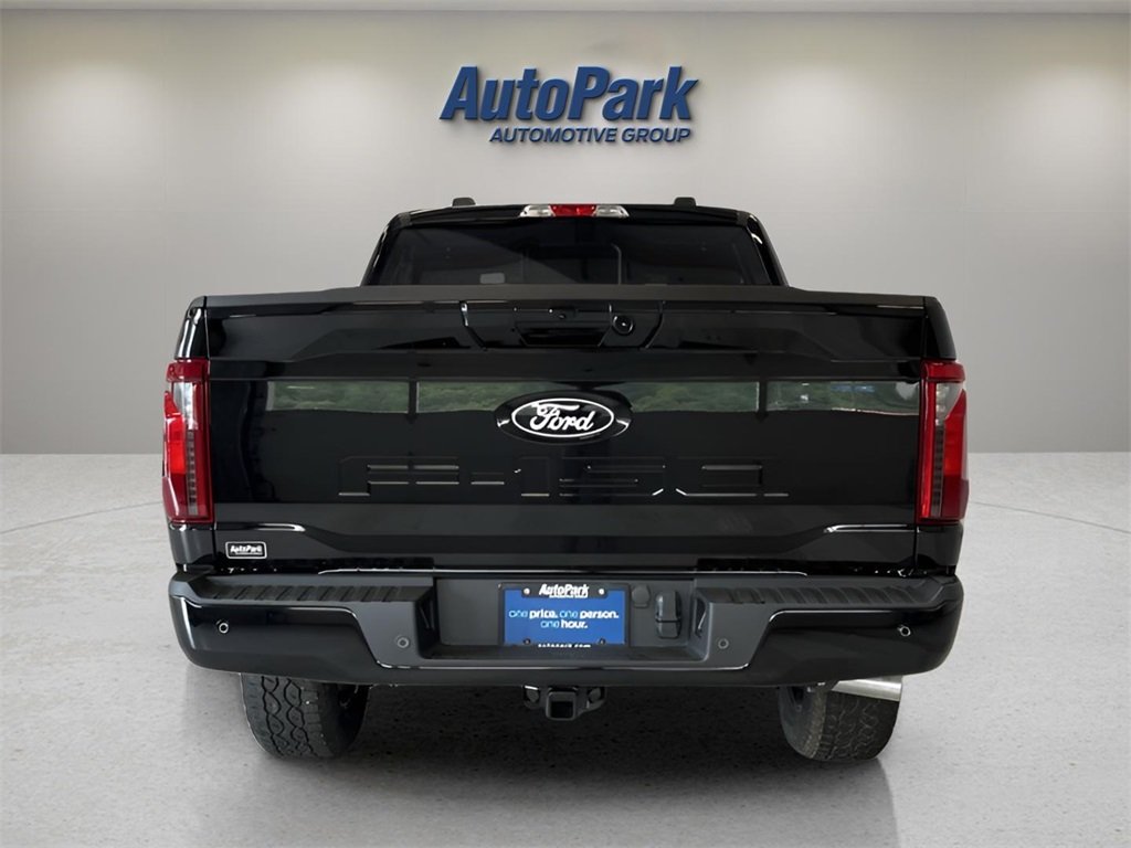 2025 Ford F-150 XLT photo 4