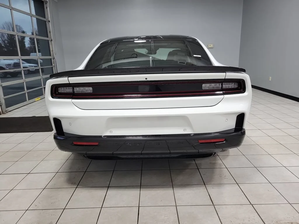New 2026 White Knuckle Exterior Paint Dodge R/T Scat Pack image 6