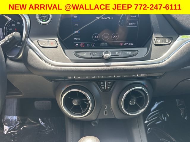 Used 2020 Gray Chevrolet LT image 11