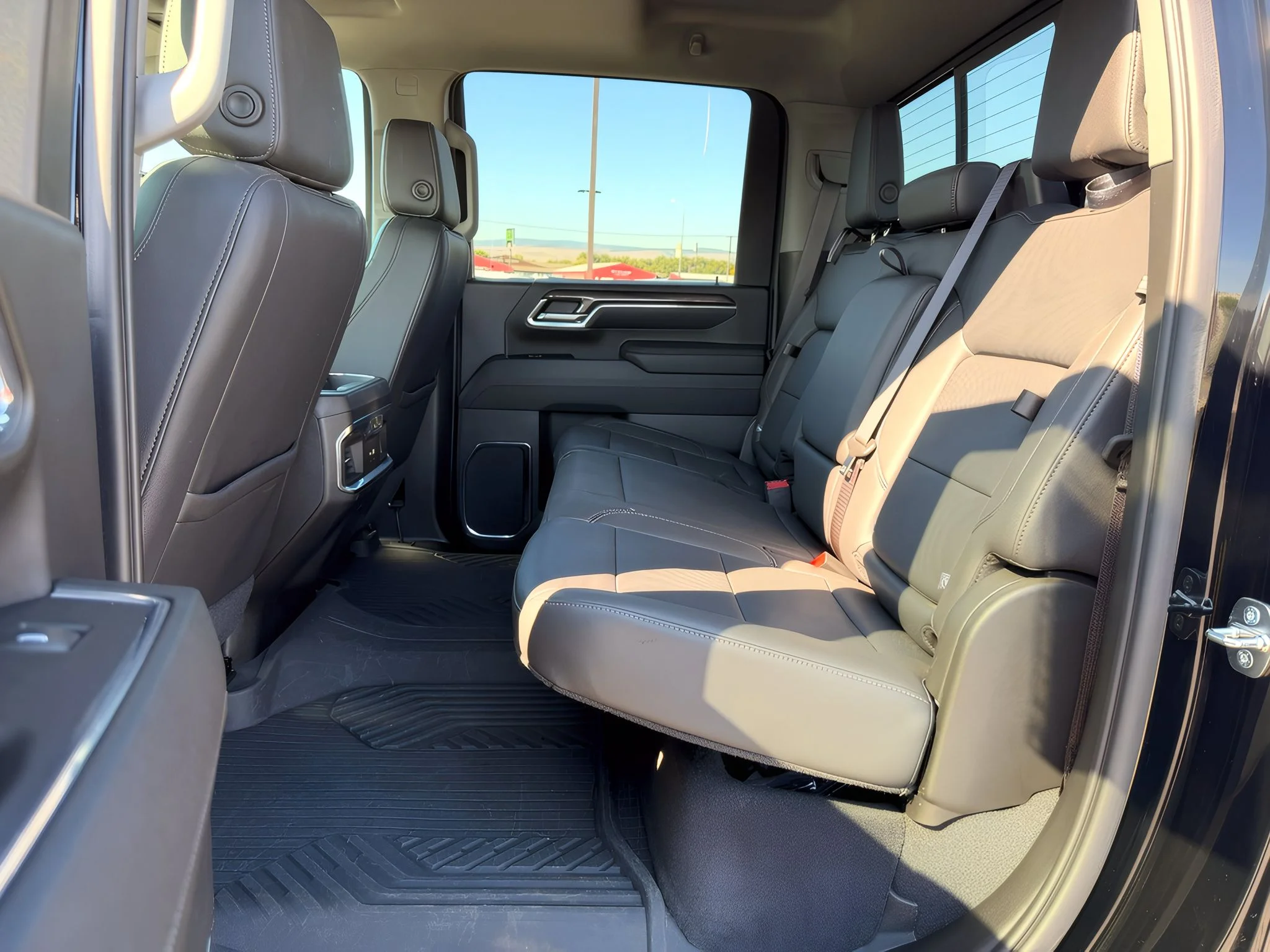2024 Chevrolet Silverado 2500HD LTZ - Photo 36