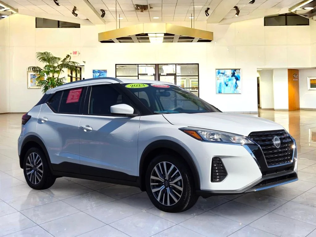 Certified Used 2023 White Nissan SV image 3