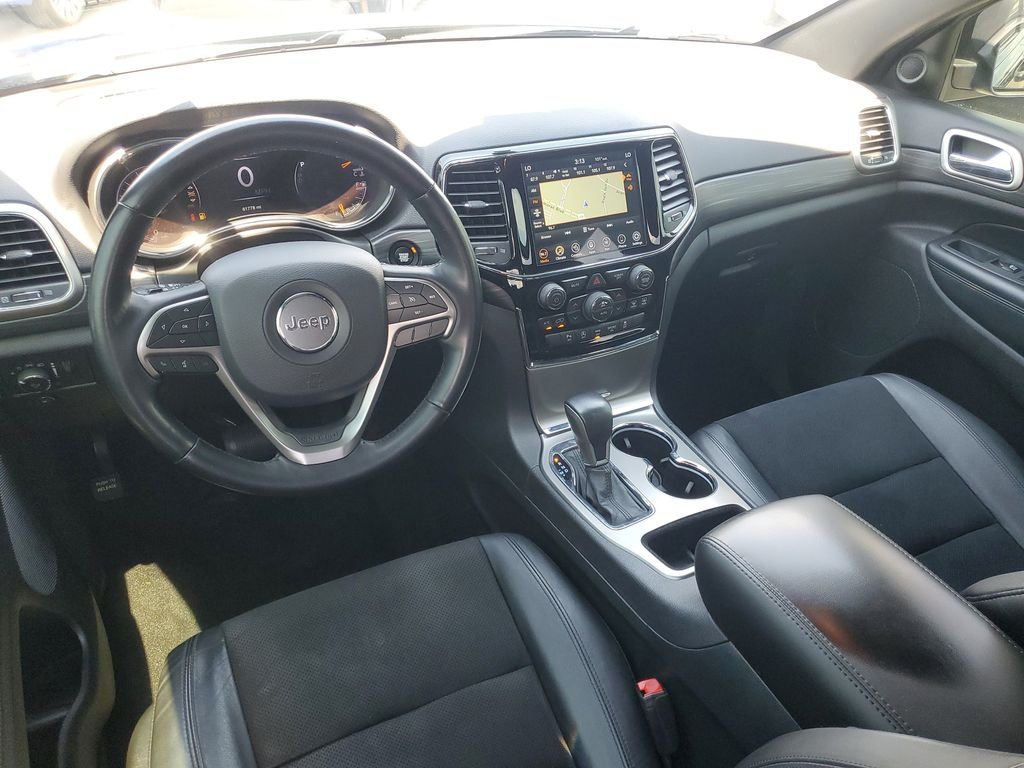 Used 2021 Black Jeep Laredo X image 10