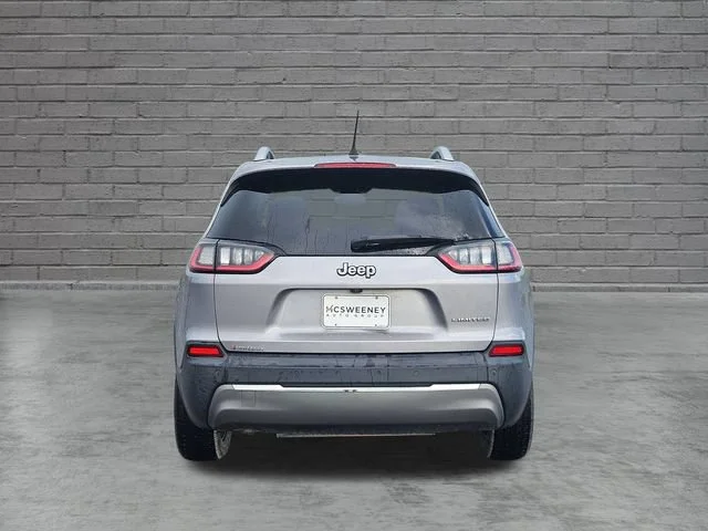 Used 2019 Gray Jeep Limited image 4