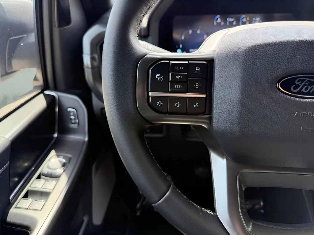 Used 2024 Gray Ford XLT image 16