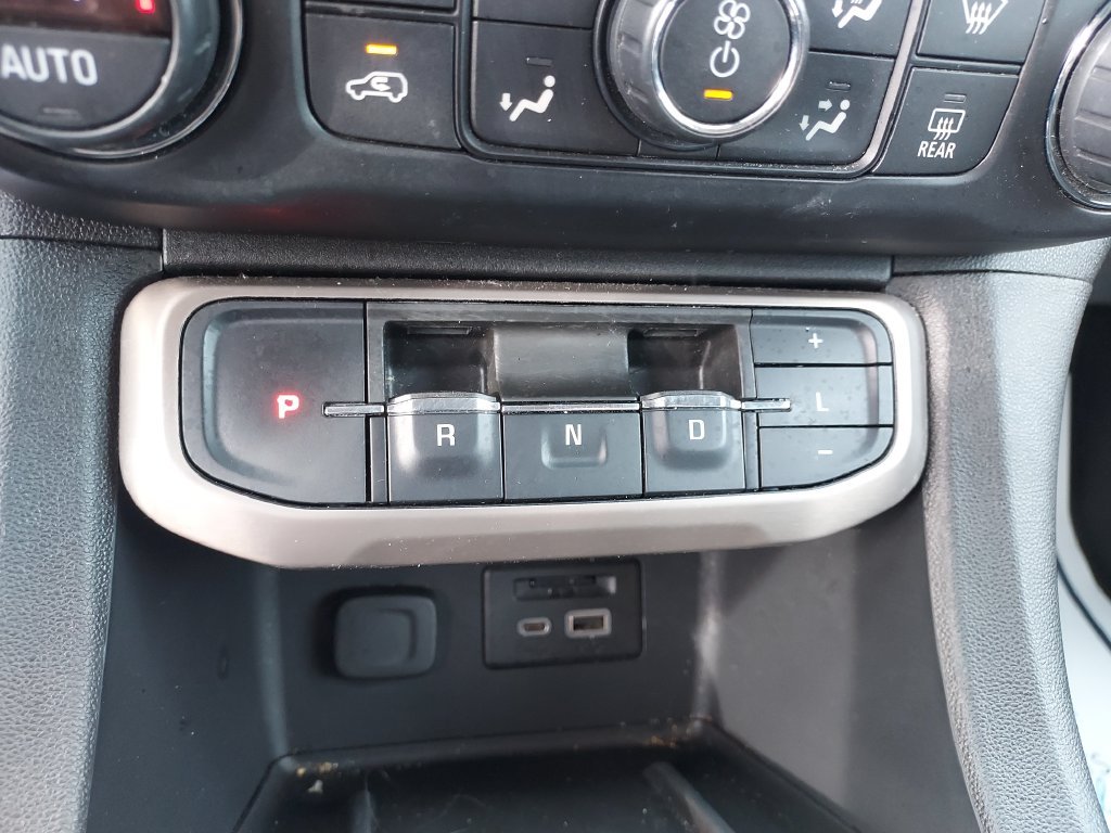 Used 2020 Black GMC Denali image 27