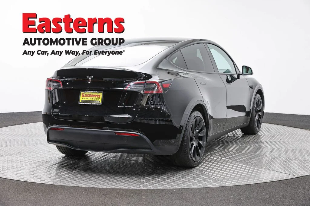 Used 2021 Black Tesla Long Range image 5
