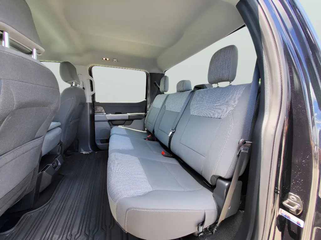 Used 2023 Agate Black Metallic Ford XLT image 23