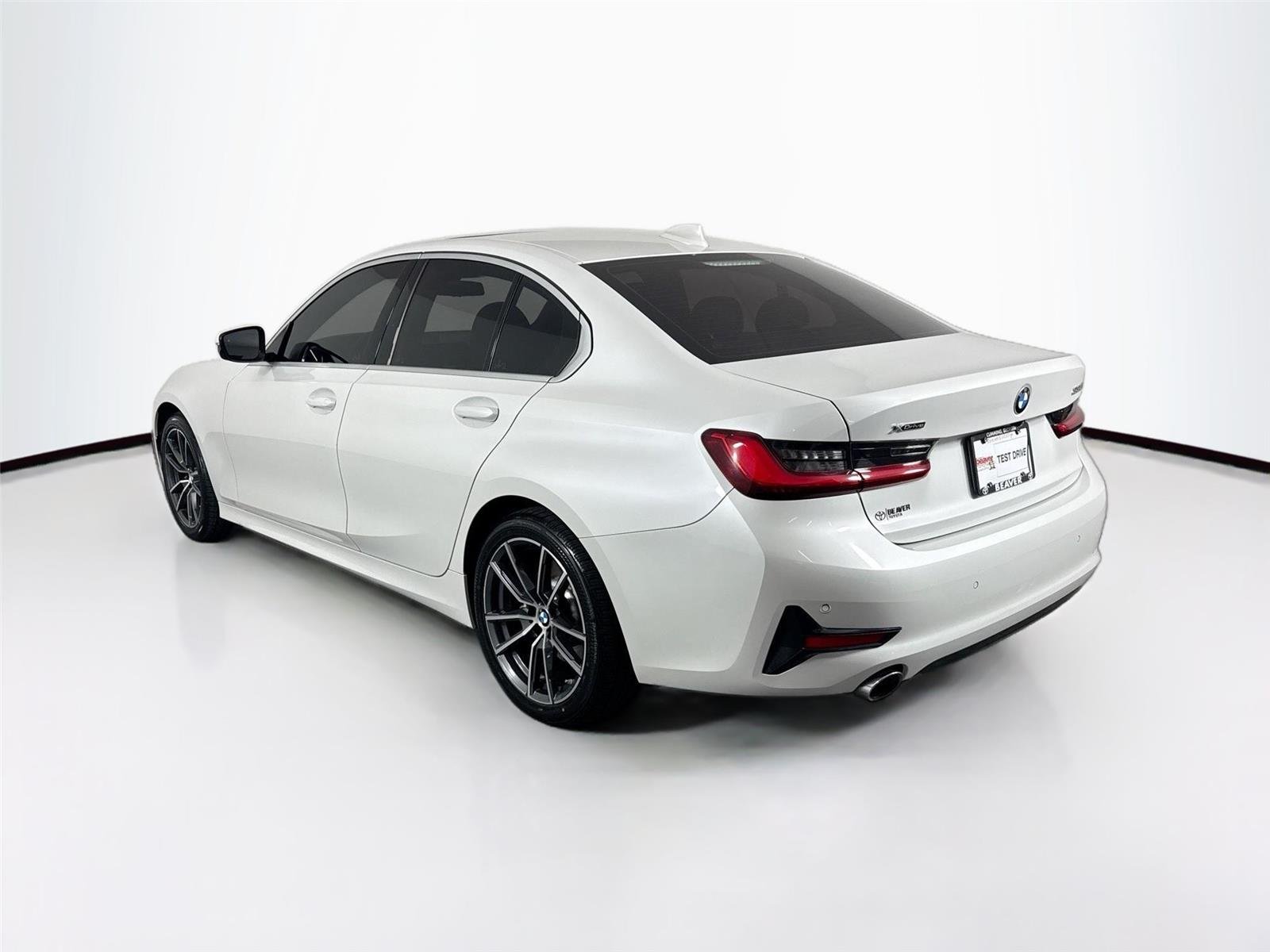 Used 2019 Mineral White Metallic BMW 330i xDrive image 13