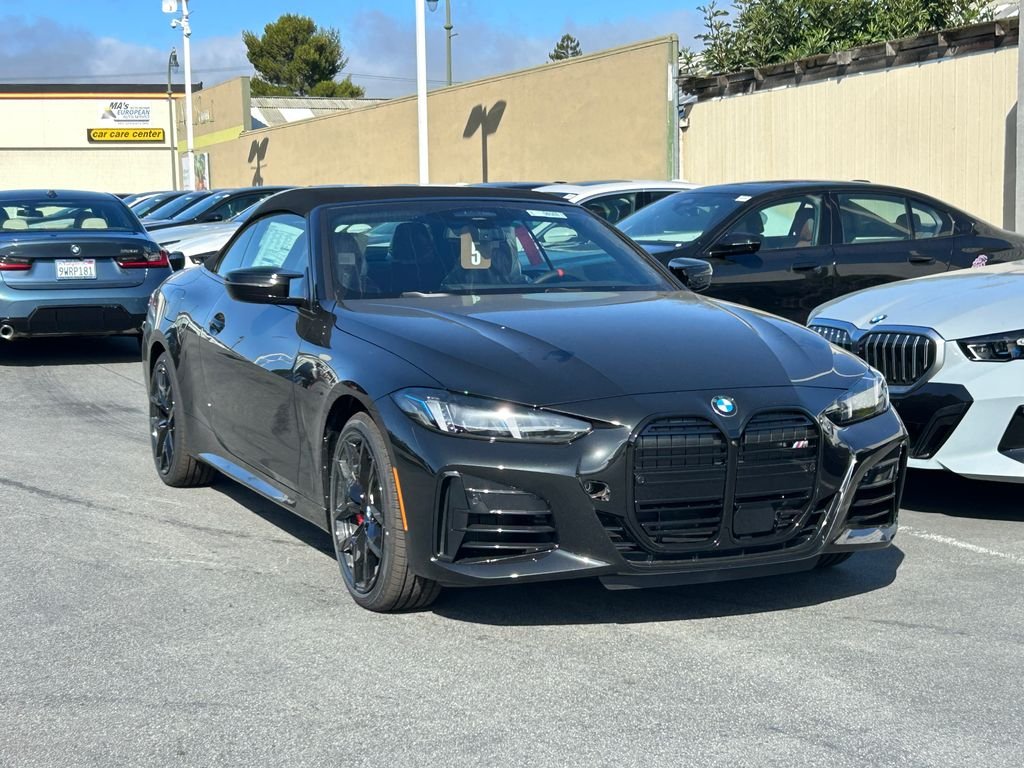New 2027 Black Sapphire Metallic BMW M440i xDrive image 2