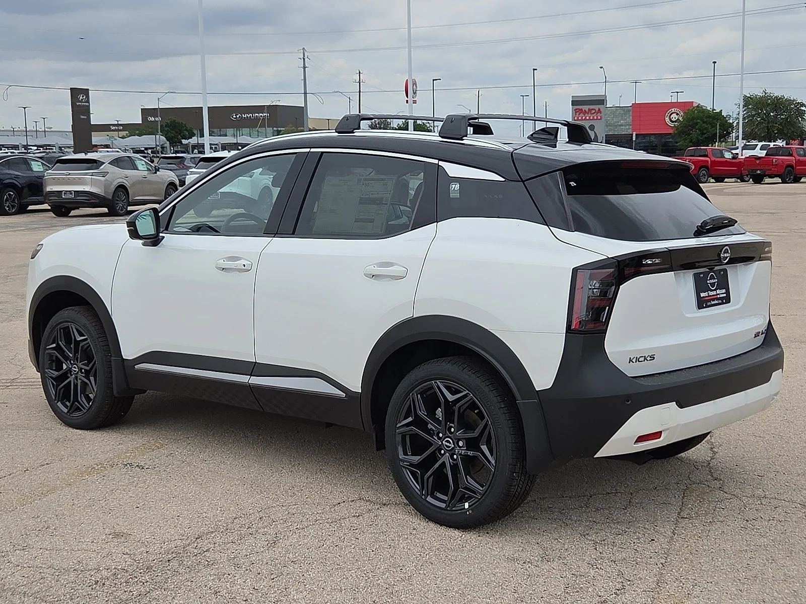 New 2026 XAB 2T White Black Nissan SR All-Wheel Drive image 3