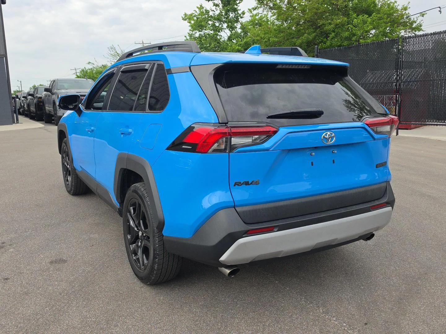 Used 2020 Blue Flame Toyota Adventure image 5