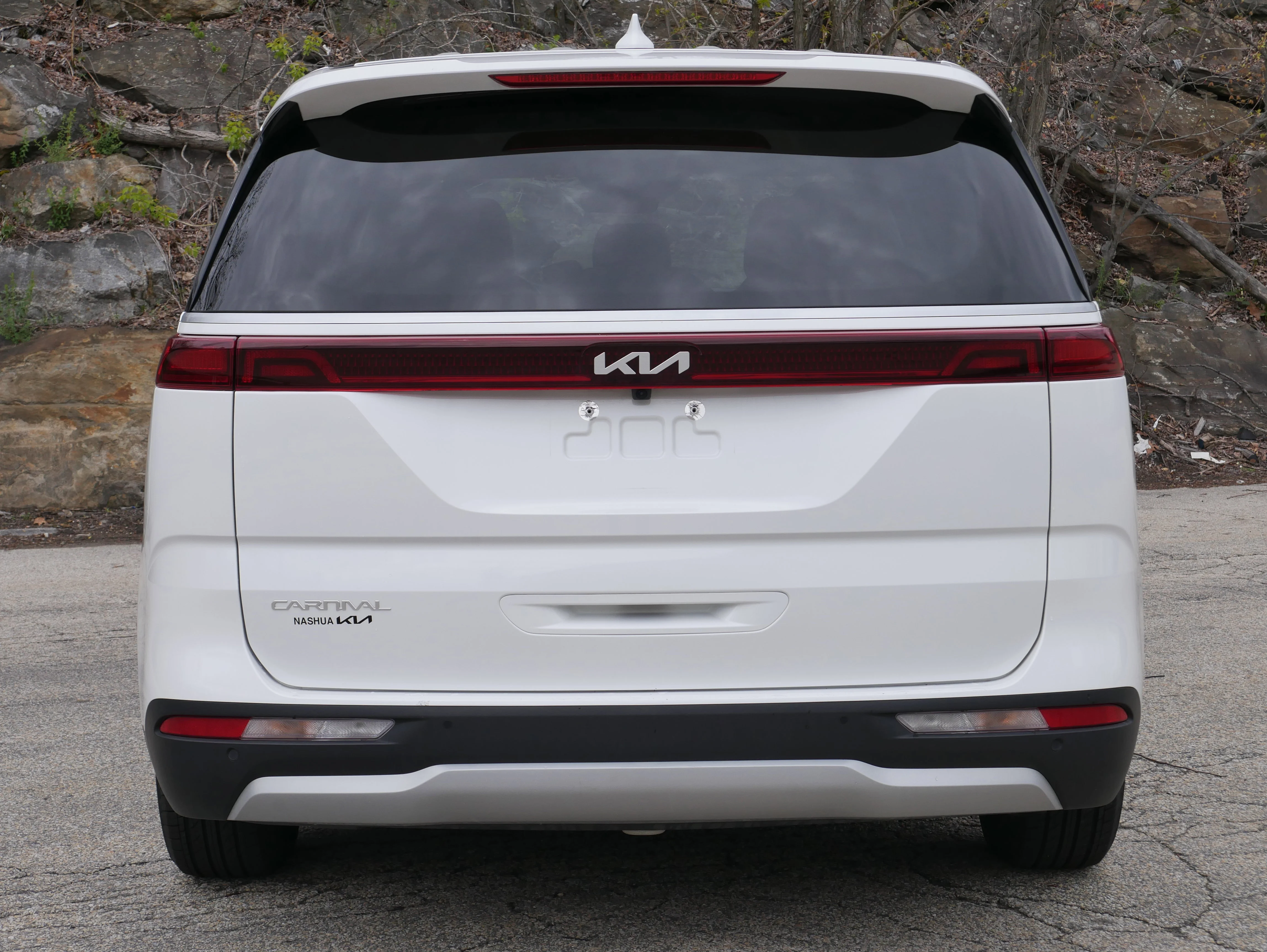 Used 2024 White Kia LX Seat Package image 5