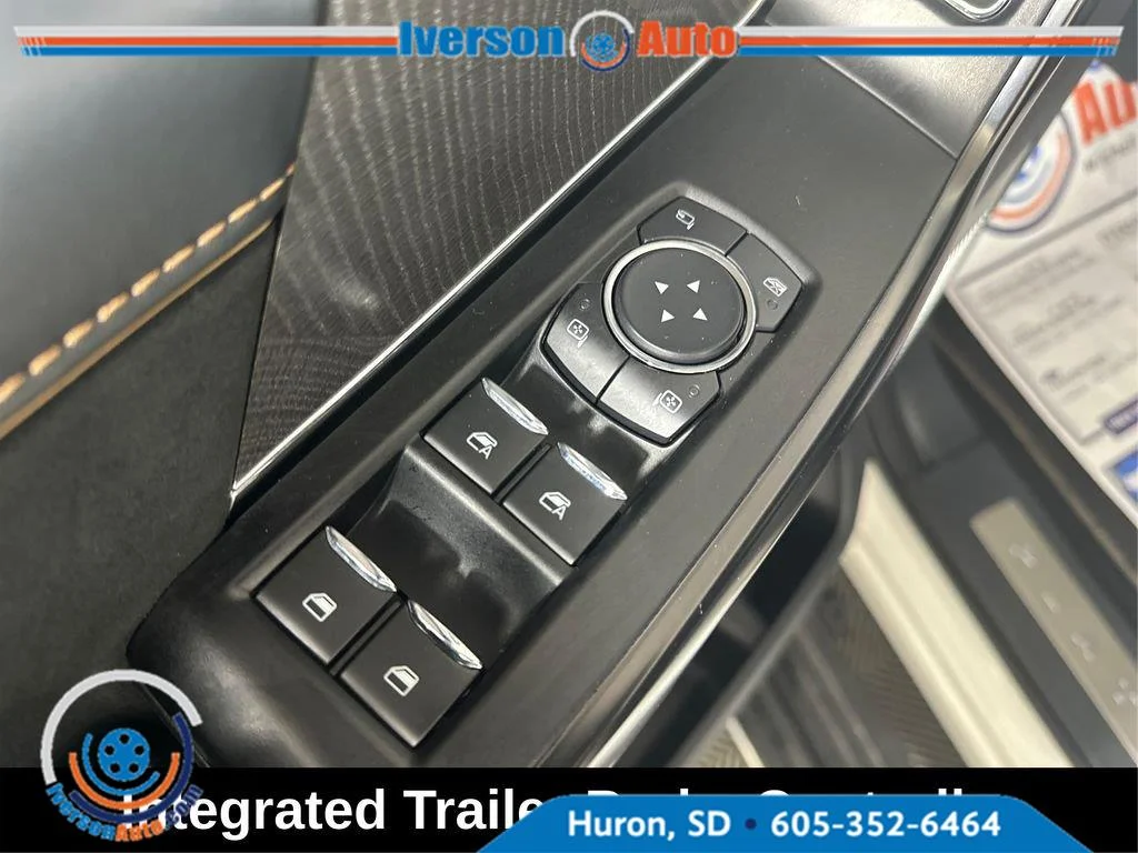 Used 2022 Star White Metallic Tri-Coat Ford Platinum image 16
