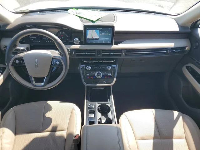 Used 2020 White Lincoln Reserve image 26