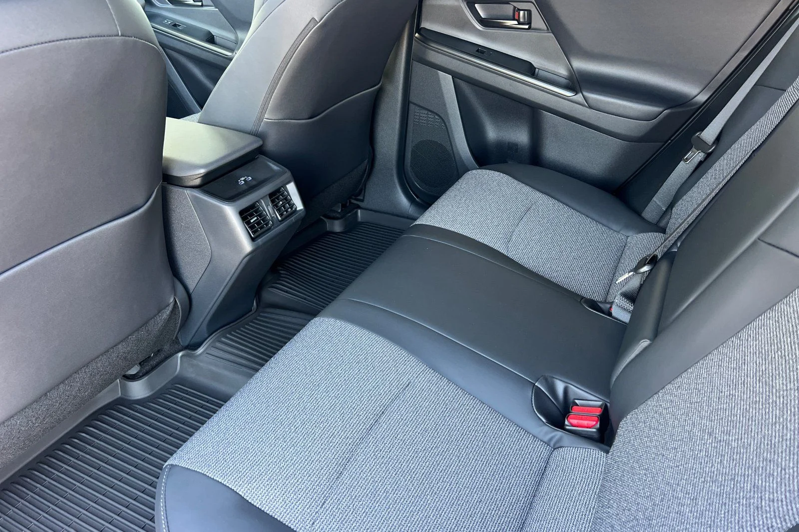 New 2026  Toyota XLE Plus image 12