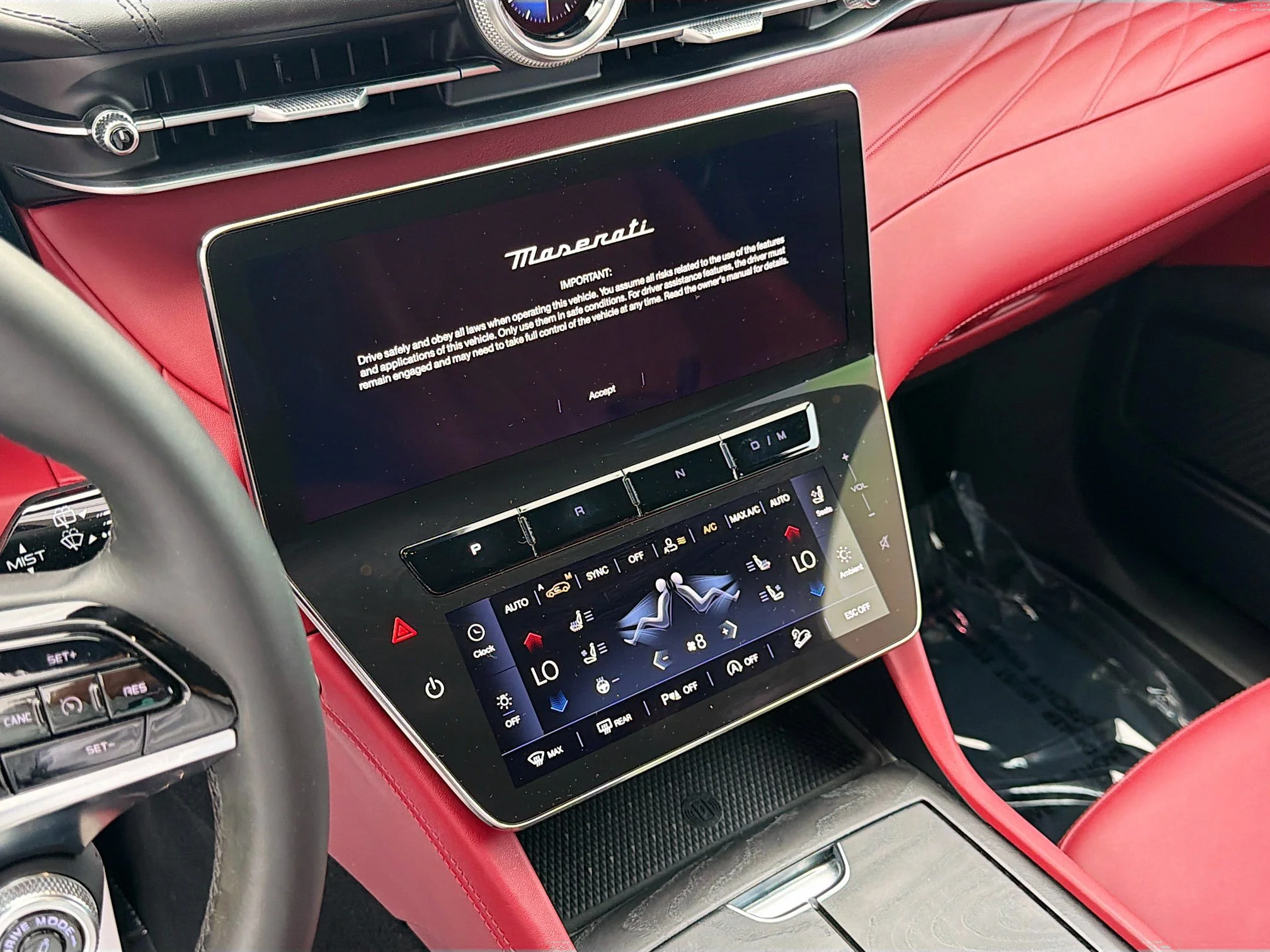 Used 2023 Black Maserati Modena image 27