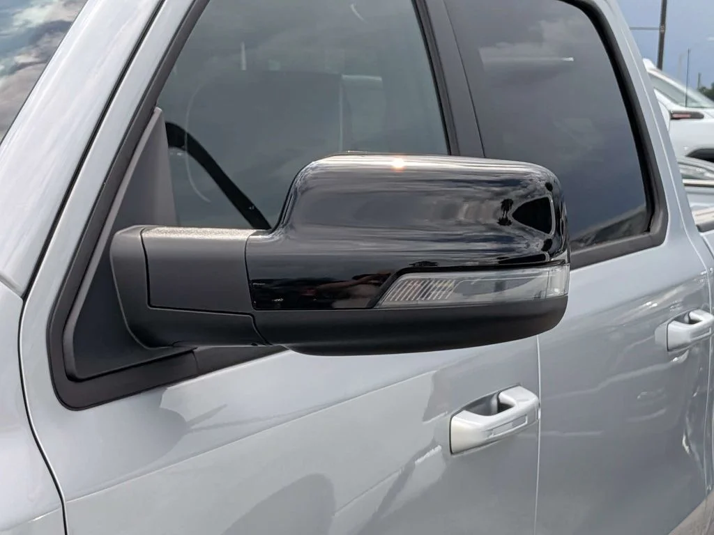 New 2026 Silver Zynith Exterior Paint RAM Laramie image 7