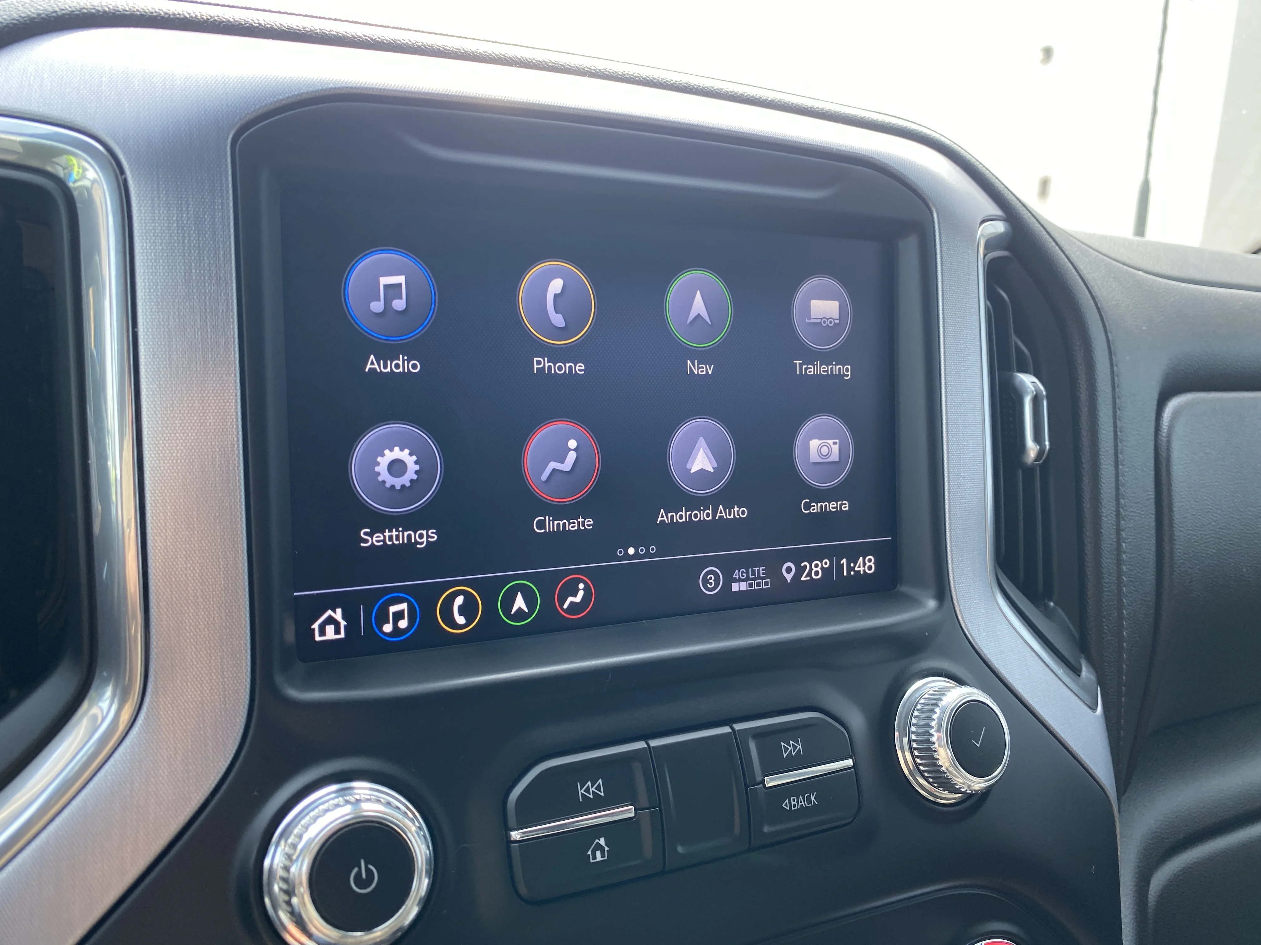 Used 2020 Black GMC Crew Cab SLT image 15
