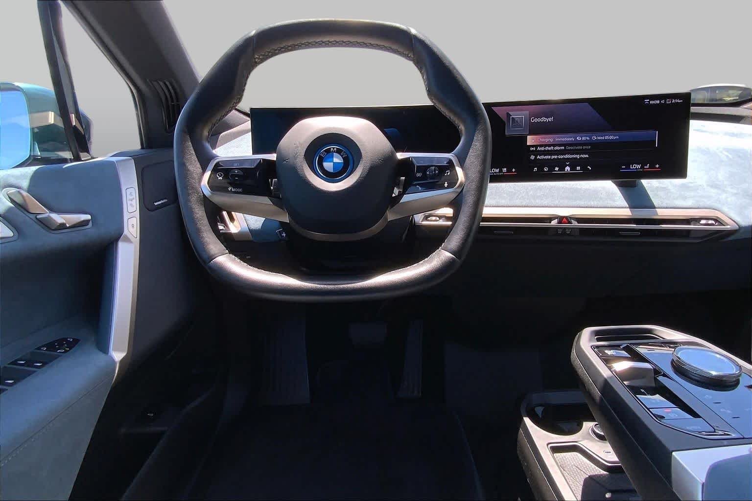 Used 2024 Blue Ridge Mountain Metallic BMW xDrive50 image 5