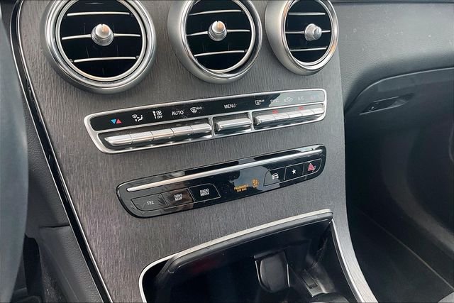 Used 2022 Gray Mercedes-Benz GLC 300 image 22