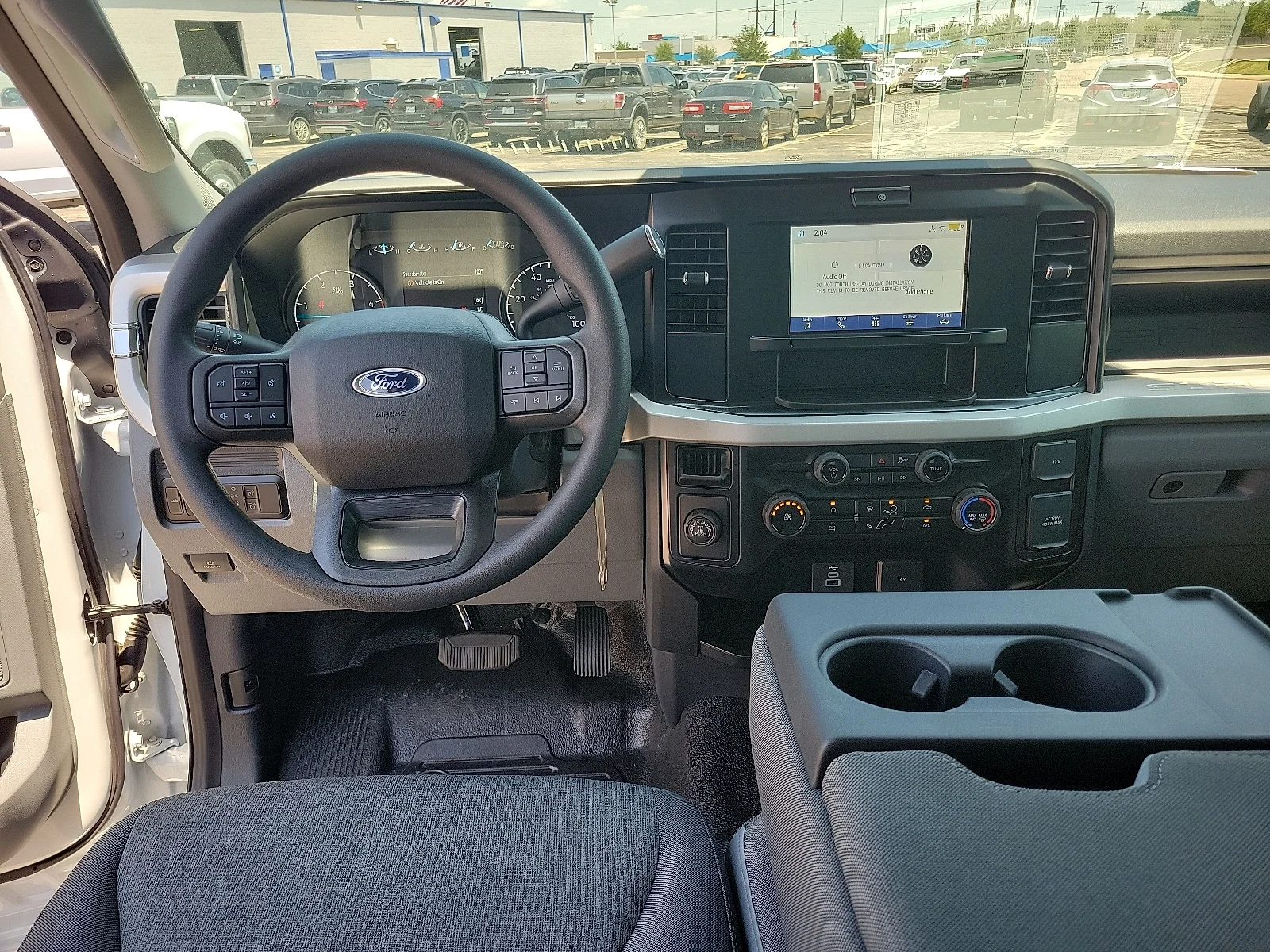 New 2025 Oxford White Ford F-250&reg; XL image 10