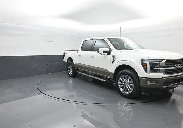 New 2026 Star White Metallic Tri-Coat Ford King Ranch® image 2