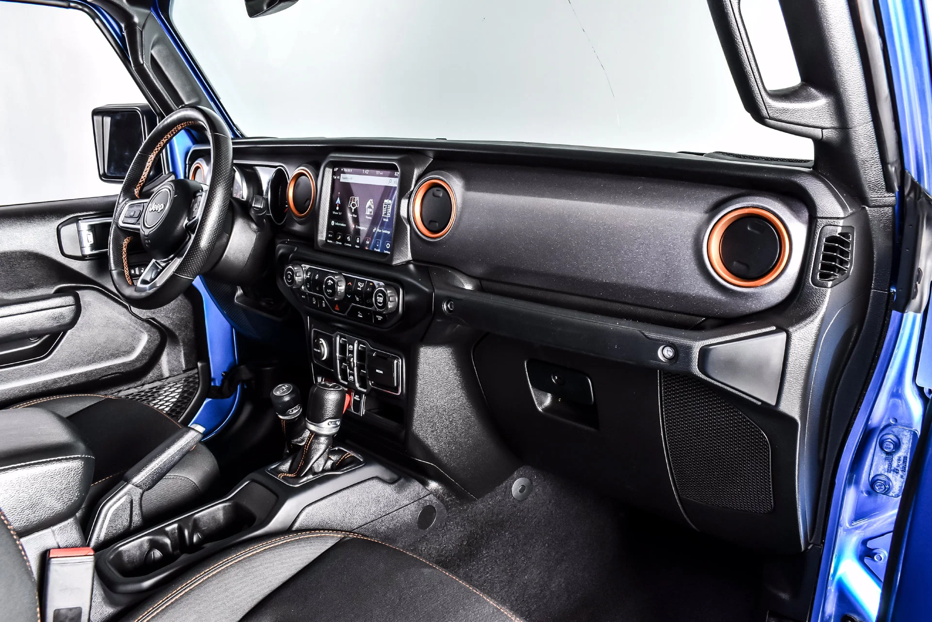 Used 2022 Blue Pearl Jeep Mojave image 21