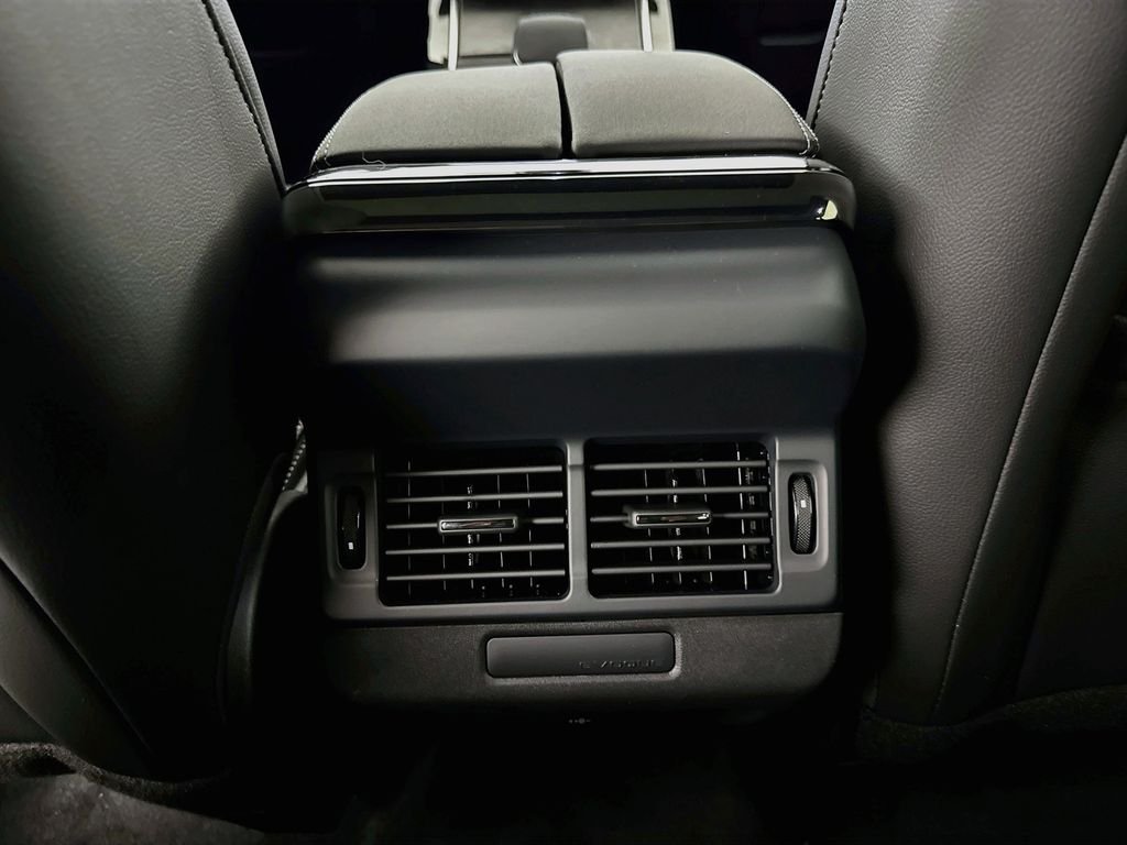 New 2026 Carpathian Grey Land Rover Hoxton Edition image 26