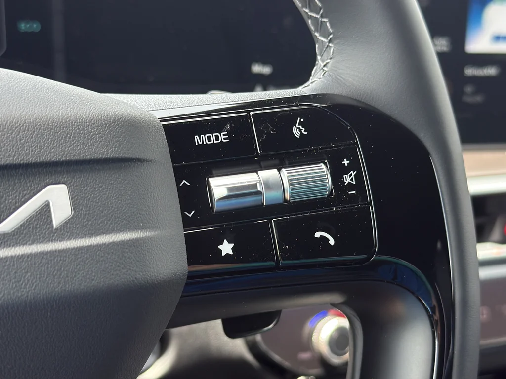 New 2026 Steel Gray Kia X-Line SX Prestige image 18