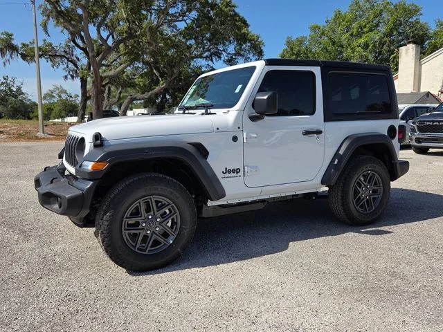 New 2026 Bright White Clear-Coat Exterior Paint Jeep Sport S image 3