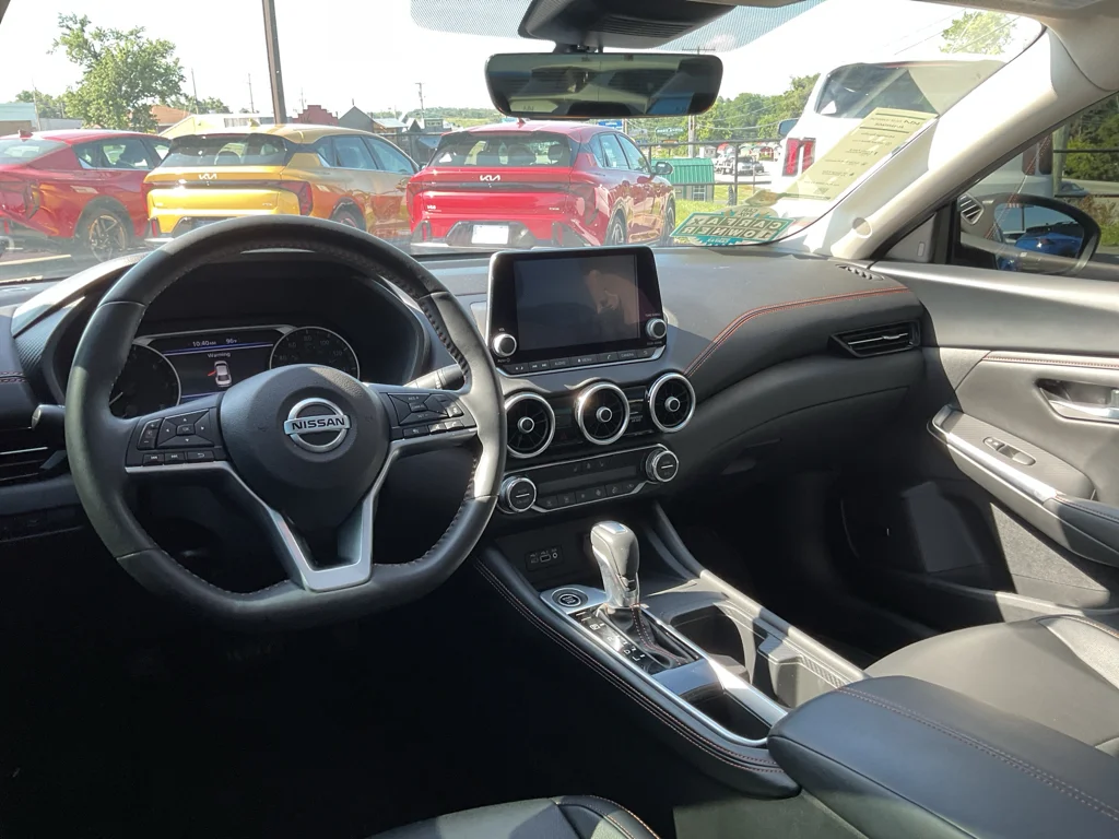 Used 2023 Electric Blue Metallic/Super Black Nissan SR image 19