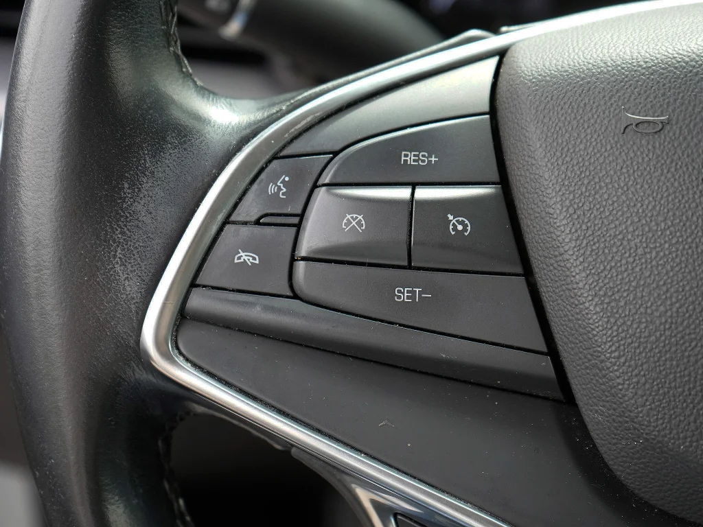 Used 2019 Radiant Silver Metallic Cadillac Luxury AWD image 18