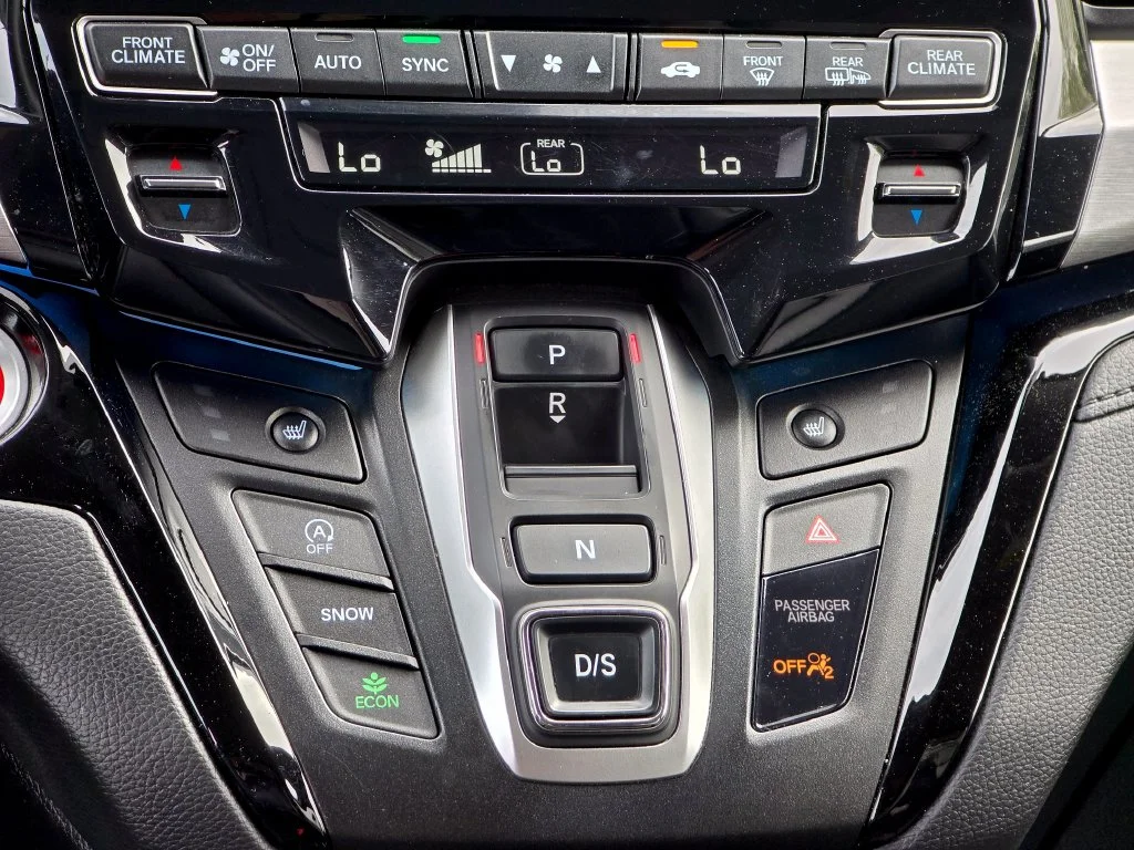 Used 2023 Gray Honda Touring image 40