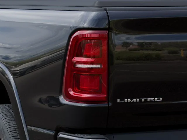 New 2027 Diamond Black Crystal Pearl-Coat Exterior Paint RAM Limited image 9