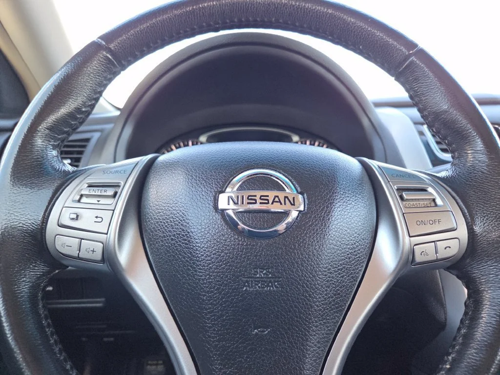 Used 2013 Metallic Slate Nissan 2.5 SV image 28