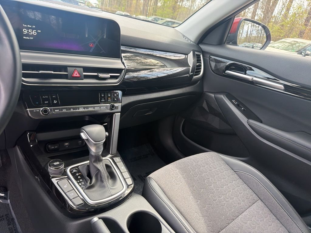 Certified Used 2025 Orange Kia S image 18
