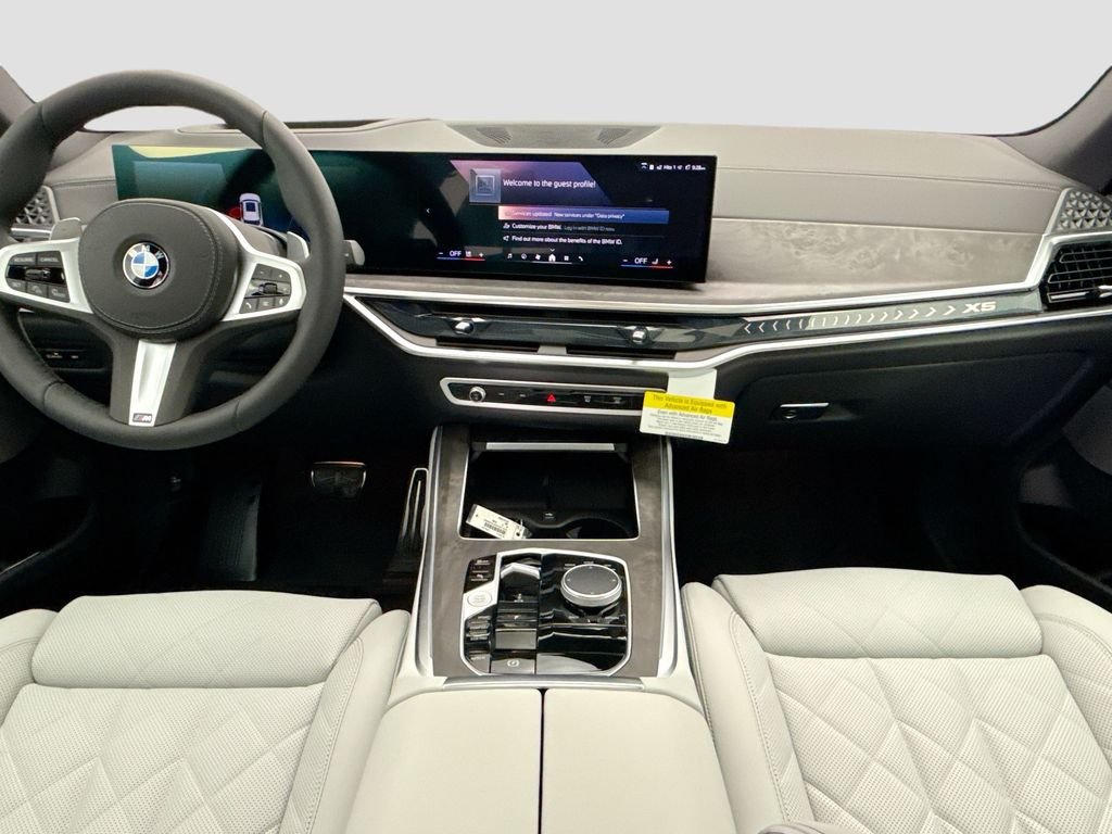 New 2026 Alpine White BMW sDrive40i image 13